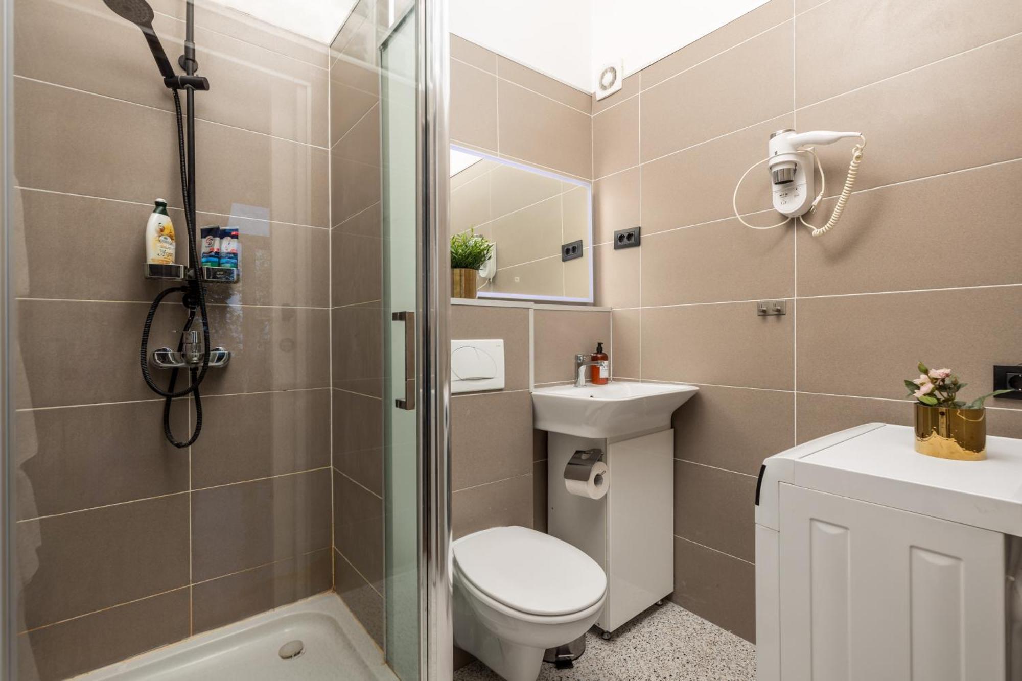 Apartment Tiziano-Belveder With Private Garage Рієка Екстер'єр фото