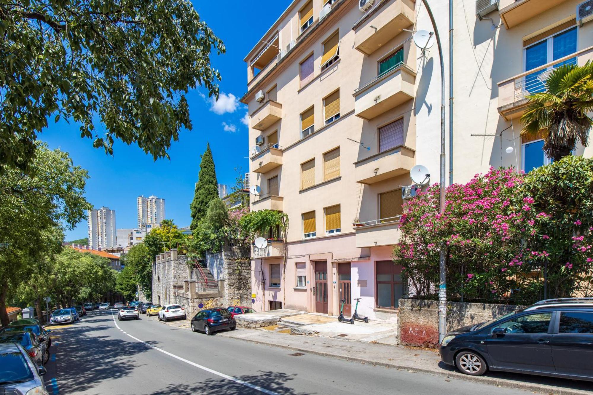 Apartment Tiziano-Belveder With Private Garage Рієка Екстер'єр фото